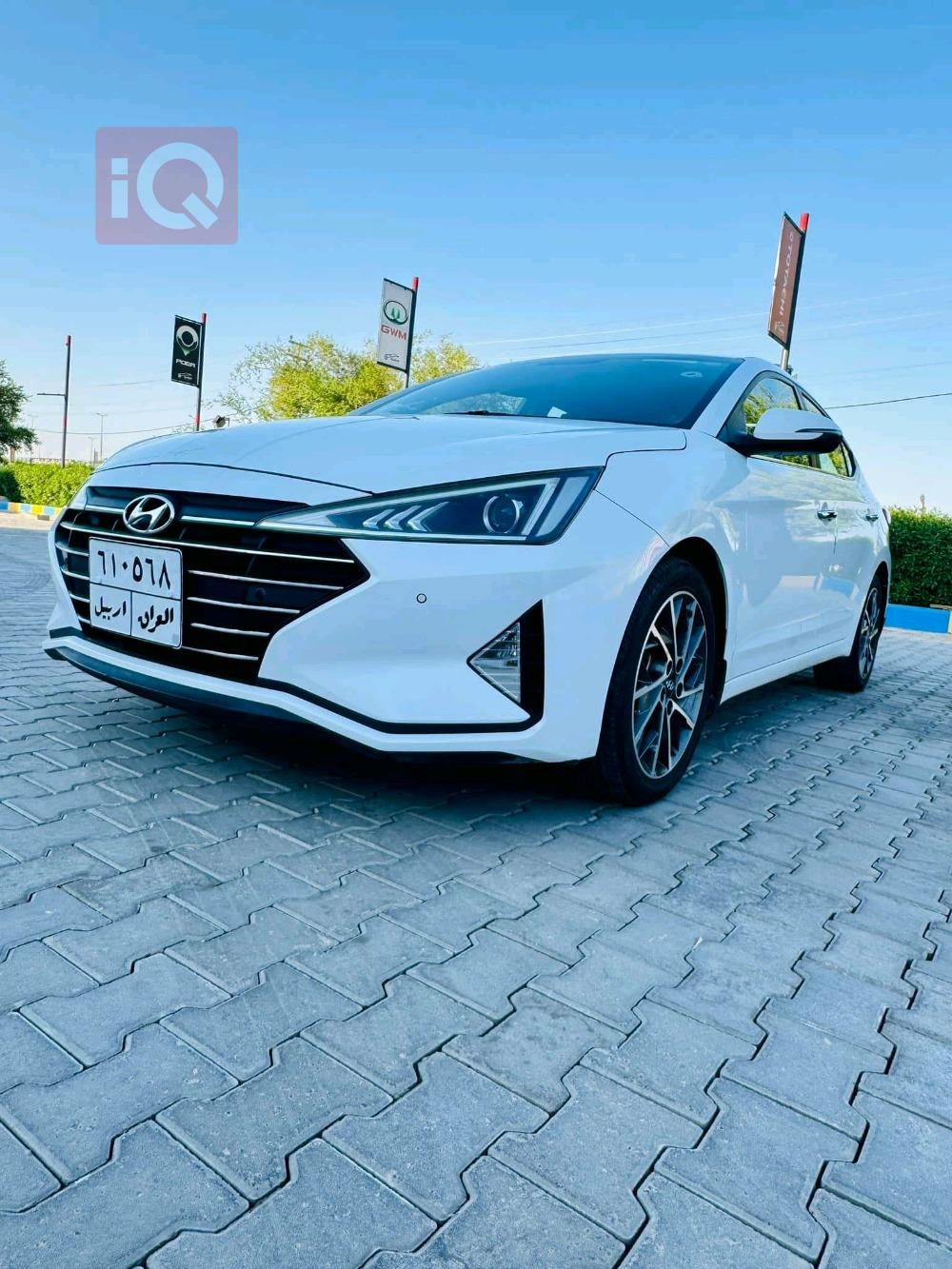هیوندای ئەلەنترا